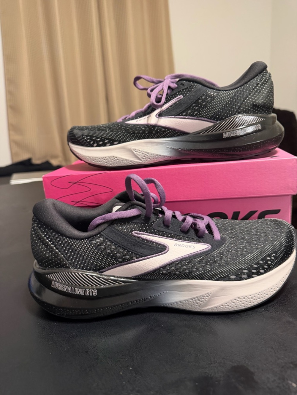 Brooks Women's Athletic Shoes - Black with Lavender Accents